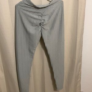 TikTok leggings! Will make your butt look even better!